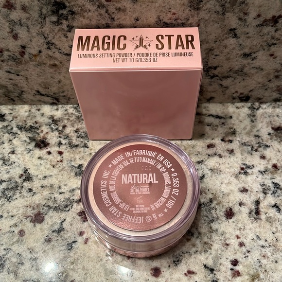 Jeffree Star Natural Luminous Setting Powder - Picture 3 of 7